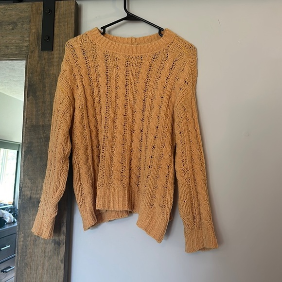 American Eagle Outfitters Sweaters - American eagle sweater size small​